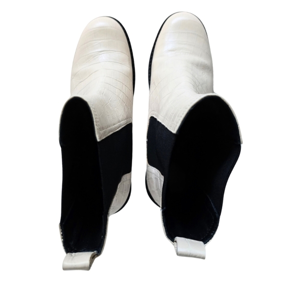 Seychelles Far Fetched Embossed Leather Chelsea Bootie Boots 8.5 - Picture 2 of 4